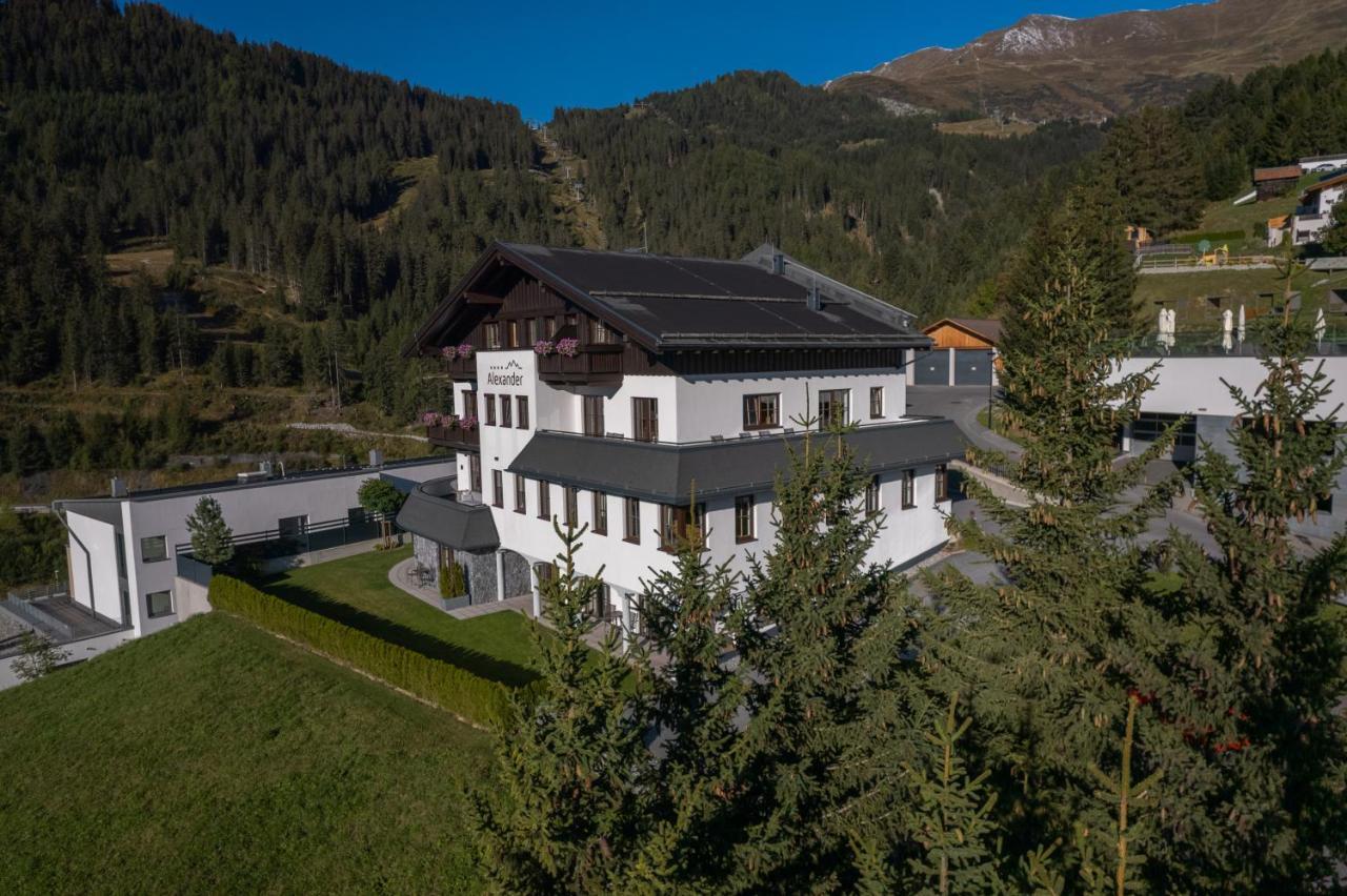 Appartements Alexander Fiss Exteriér fotografie